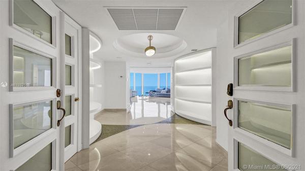 Ocean Two, 19111 Collins Ave #3808, Sunny Isles Beach, Florida 33160, image 2