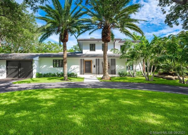 Riviera, 910 Placetas Ave, Coral Gables, Florida 33146, image 2