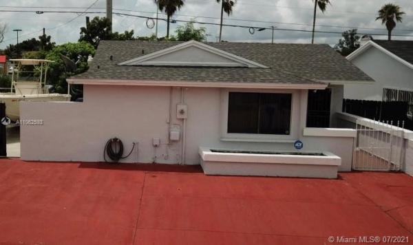 South Miami Lakes, 12352 SW 198th St, South Miami Heights, Florida 33177, image 2
