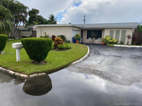 Miramar Isles, 6721 Camelia Dr, Miramar, Florida 33023, image 2