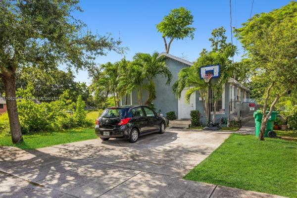 Ridgeway, 1951 NW 58th St, Brownsville, Florida 33142, image 1