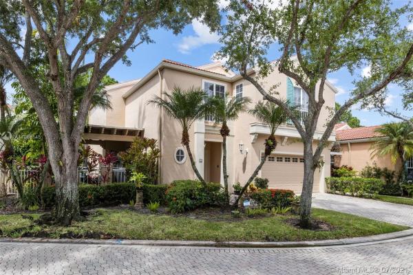 Villa D'Este, 38 Via Del Corso, Palm Beach Gardens, Florida 33418, image 2
