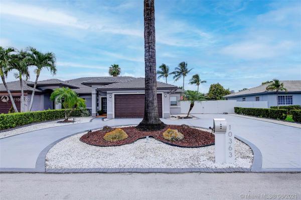 Hialeah Gardens, Florida 33018, image 2
