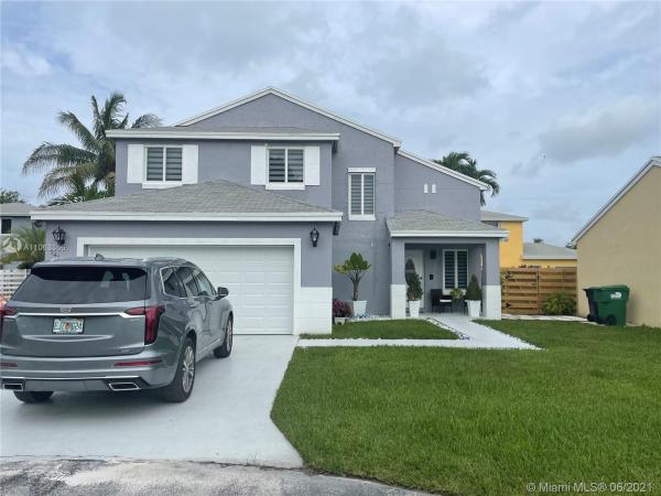 Stoneybrook At Country Walk, 14518 SW 138th Pl, Country Walk, Florida 33186, image 2