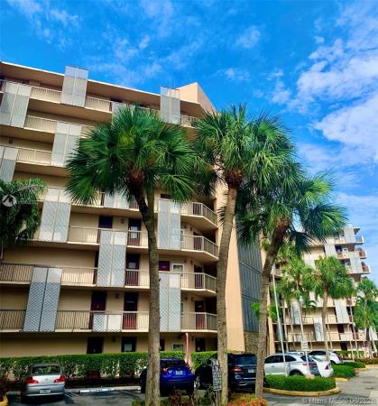 Bravura, 3301 N Country Club Dr #612, Aventura, Florida 33180, image 2