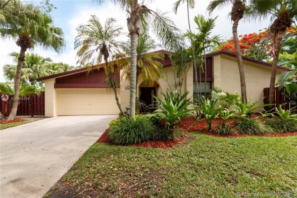 The Crossings, 13331 SW 108th Street Cir, The Crossings, Florida 33186, image 2