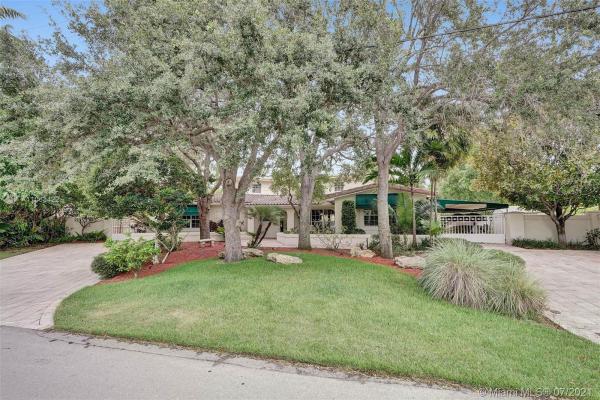 Middle River Estates, 1809 Coral Gardens Dr, Wilton Manors, Florida 33306, image 2