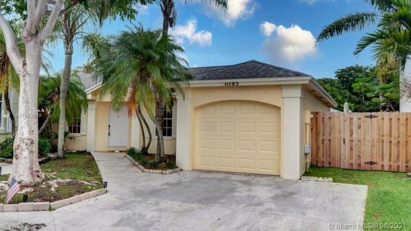 Amaretto, 11783 SW 99th, Kendall, Florida 33186, image 2