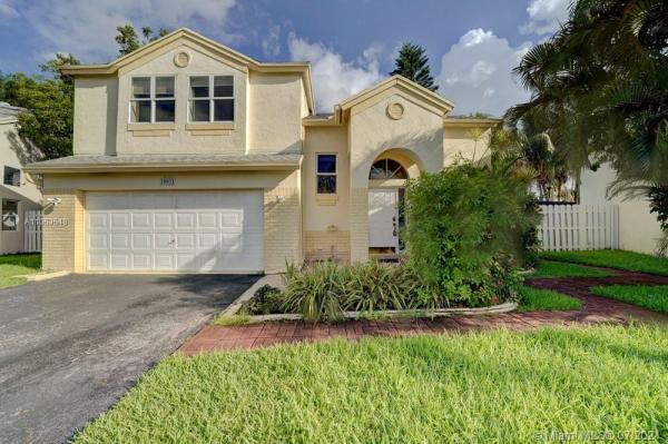 Scarborough, 10931 SW 10th Pl, Davie, Florida 33324, image 2