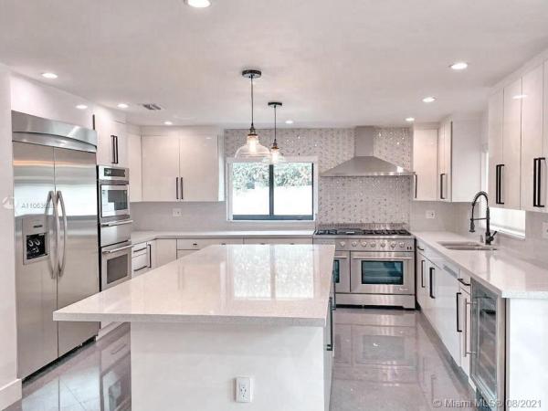 Treasure Island, 7524 Mutiny Ave, North Bay Village, Florida 33141, image 2