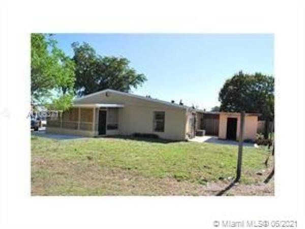 Vista Verde, 3871 NW 213th St #3871, Miami Gardens, Florida 33055, image 2