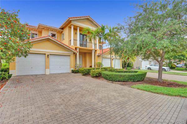 Cutler Cay, 7904 SW 194th St, Cutler Bay, Florida 33157, image 2