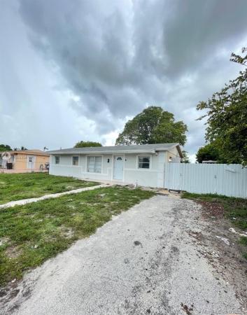 Carol City, 18800 NW 48th Pl, Miami Gardens, Florida 33055, image 2
