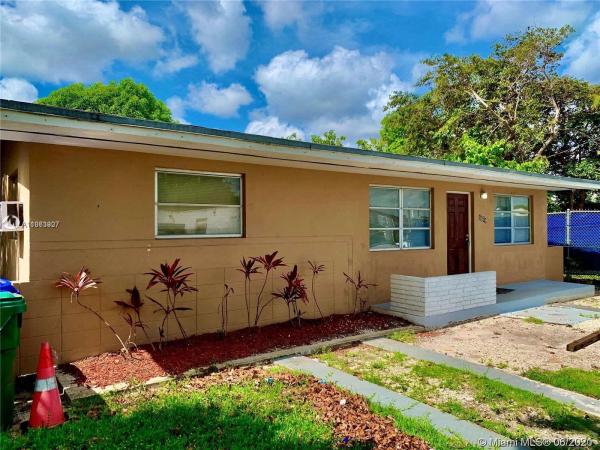 Evergreen Gardens, 1520 NW 28th St, Miami, Florida 33142, image 2