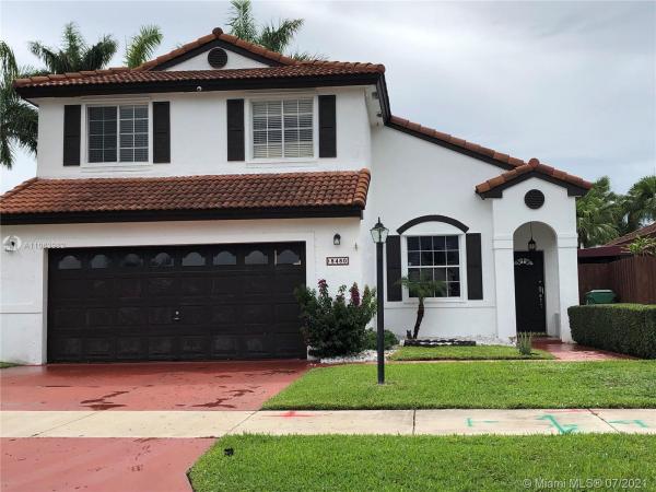 Lago Mar South, 8480 SW 161st Pl, Kendall, Florida 33193, image 2