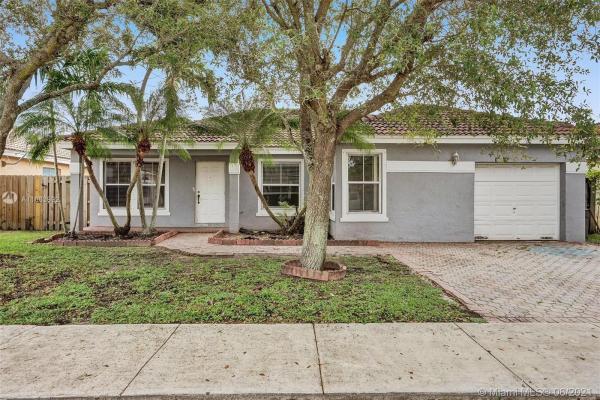 Laguna Ponds, 14326 SW 162nd St, Richmond West, Florida 33177, image 2