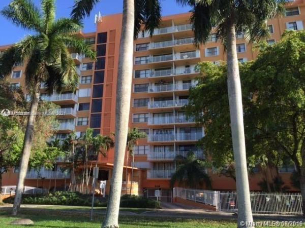 Waterside Towers, 2450 NE 135th St #912, North Miami, Florida 33181, image 2