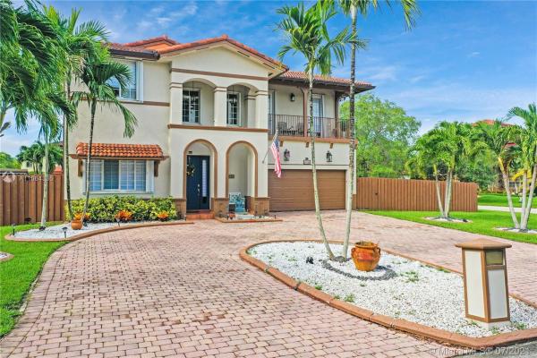 Renaissance Ranches, 13182 SW 194th St, South Miami Heights, Florida 33177, image 2
