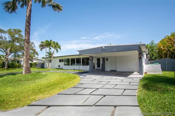 Ranchero Manors, 9120 SW 125th Ter, Kendall, Florida 33176, image 2