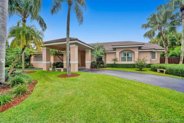 Poinciana Gardens, 7259 SW 120th Ct, Kendale Lakes, Florida 33183, image 2