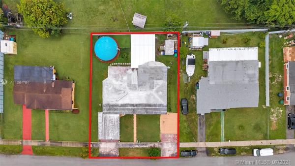 Carol City Gardens, 3955 NW 196th St, Miami Gardens, Florida 33055, image 2