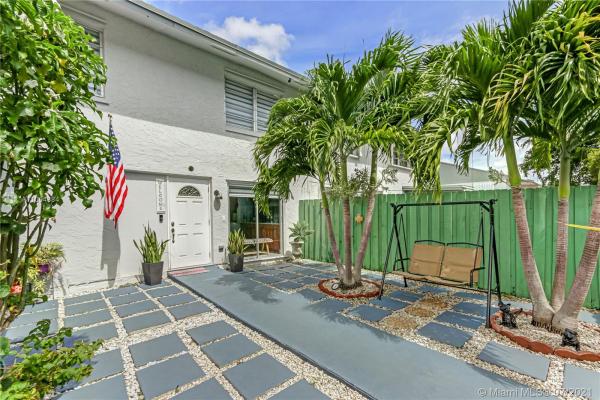 South Lake Villas, 8450 SW 156th Ct #400, Kendall West, Florida 33193, image 2