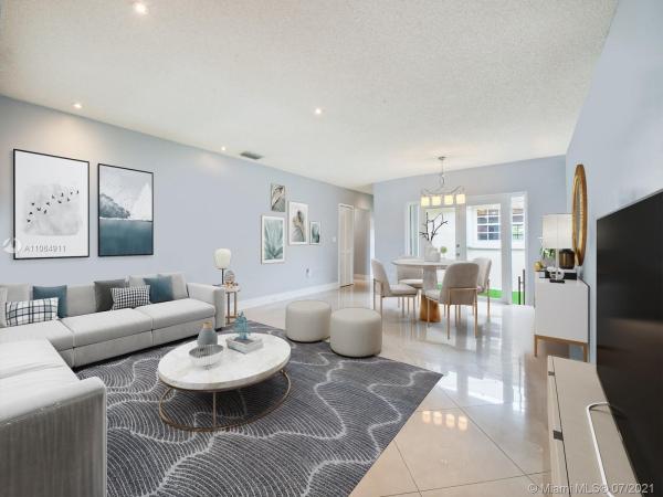 Leomar Homes, 13261 NW 7th St, Tamiami, Florida 33182, image 2