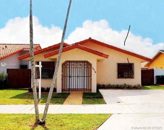 13716 SW 21st Ter, Unincorporated Dade County, Florida 33175, image 2
