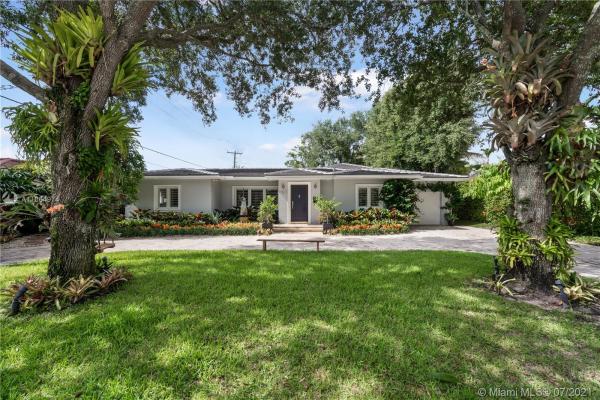 University Estates, 1106 Placetas Ave, Coral Gables, Florida 33146, image 2