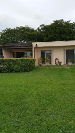 Royal Singapore Lake, 19716 W Lake Dr #19716, Country Club, Florida 33015, image 2