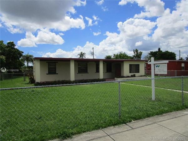 Tropical Estates, 4940 SW 97th Ct, Olympia Heights, Florida 33165, image 2