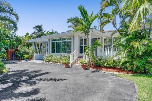 Haynsworth Village, 1031 NE Little River Dr, Miami, Florida 33138, image 1