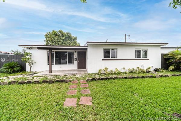 Coral Park Estates, 1325 SW 92nd Ct, Westchester, Florida 33174, image 2