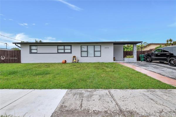 Cutler Ridge, 10070 SW 215th St, Cutler Bay, Florida 33189, image 2