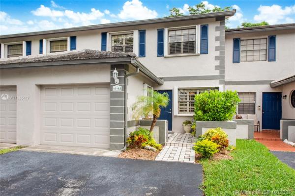 La Maison At The Hammocks, 15463 SW 110th Ter #15463, The Hammocks, Florida 33196, image 2