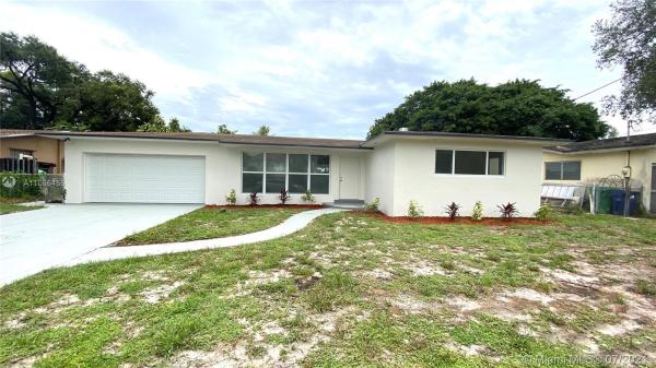Mitchell Lake Estates, 13935 NW 17th Ave, Golden Glades, Florida 33167, image 2