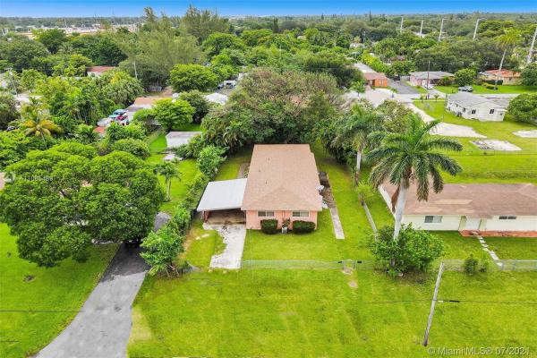 Home Acres, 551-553 NW 87th St, El Portal, Florida 33150, image 2