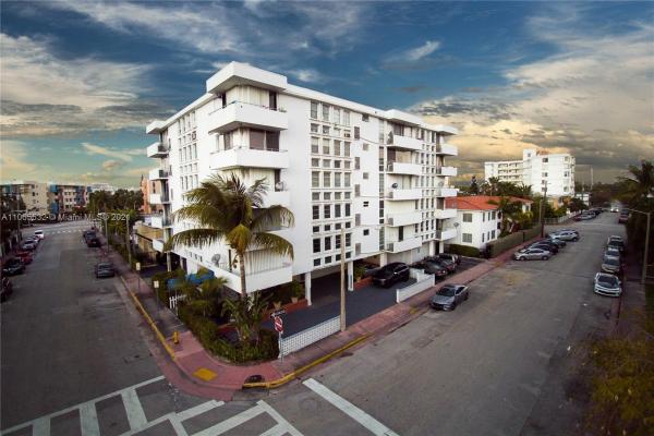 Byron Towers, 8001 Byron Ave #3B, Miami Beach, Florida 33141, image 1