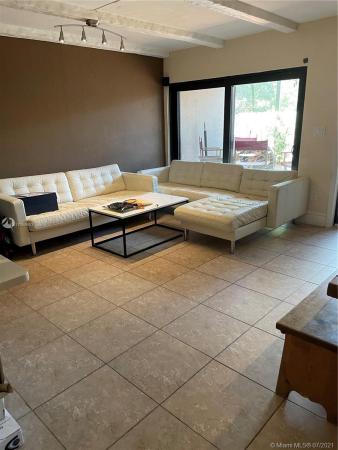 Cherry Grove Townhouses West, 9815 SW 93rd Ter #N/A, Kendall, Florida 33176, image 2