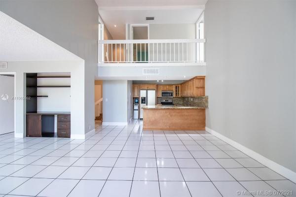 Coronado Tower 3, 20311 W Country Club Dr #TH-1, Aventura, Florida 33180, image 2
