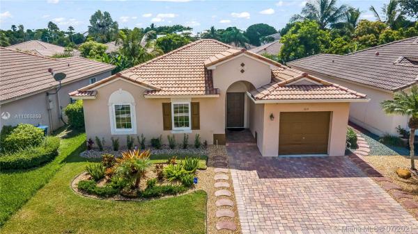1810 SW 119th Ter, Miramar, Florida 33025, image 2