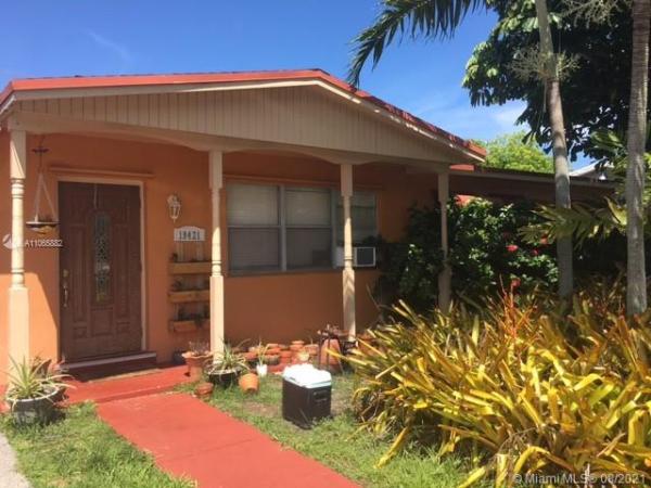 Whispering Pines Estates, 19421 Franjo Rd, Cutler Bay, Florida 33157, image 2