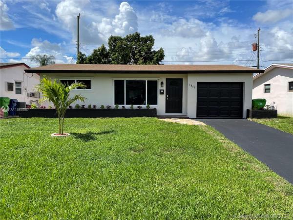 Gold Key Villas, 6868 NW 28th St, Sunrise, Florida 33313, image 2