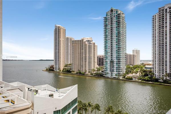 Met 1, 300 S Biscayne Blvd #L-1232, Miami, Florida 33131, image 2