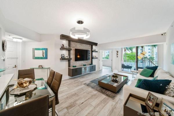 The Courts At South Beach, 151 Michigan Ave #531, Miami Beach, Florida 33139, image 2