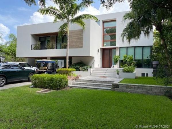 Biscayne Key Estates, 104 W Mashta Dr, Key Biscayne, Florida 33149, image 2