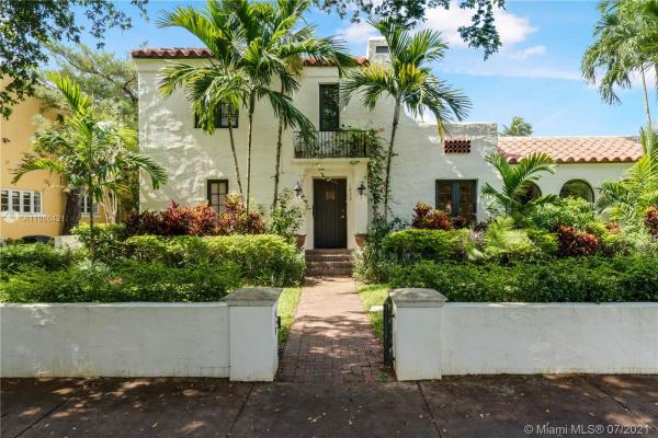 Coral Gables Country Club, 1232 Palermo Ave, Coral Gables, Florida 33134, image 2