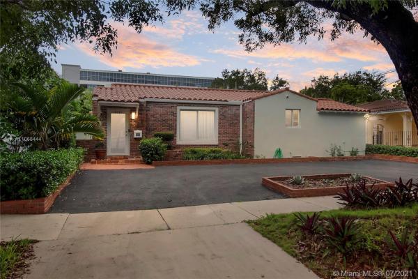 East Shenandoah, 3111 SW 4th Ave, Miami, Florida 33129, image 2
