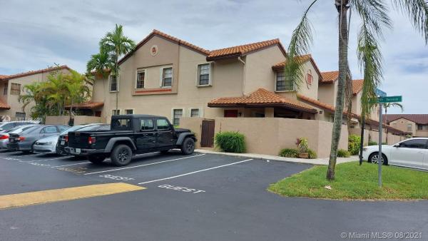 Courtyards In The Crossings, 11221 SW 132nd Ct W #W, The Crossings, Florida 33186, image 2