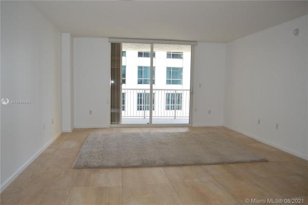 The Club At Brickell Bay, 1200 Brickell Bay Dr #2206, Miami, Florida 33131, image 2